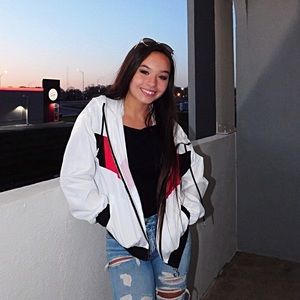 Meet your Posher, Riley